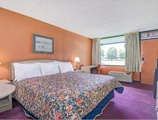 Red Roof - I-95 Motel 2*